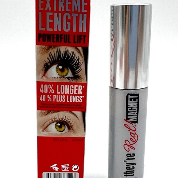 Benefit Cosmetics They're Real! Magnet Lifting Mascara in Extreme Black .1oz NEW - Picture 2 of 3